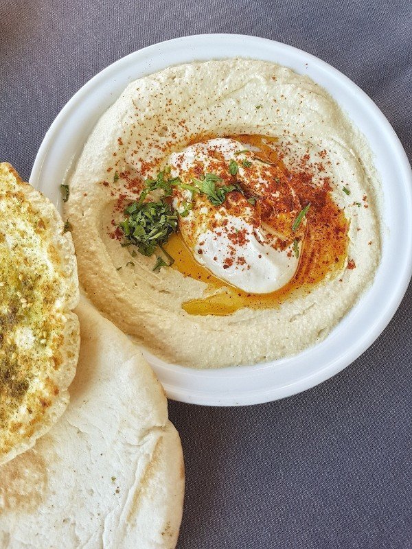 einfaches Hummus Rezept, Hummus, hummus beilagen, hummus brot, hummus brotaufstrich, hummus creme, hummus cremig, hummus cumin, hummus deutsch, hummus dip, hummus dip rezept, Hummus im Thermimix, Hummus mit dem Thermomix, Hummus Rezept, hummus rezept original, Hummus selber machen, schnelles Hummus Rezept