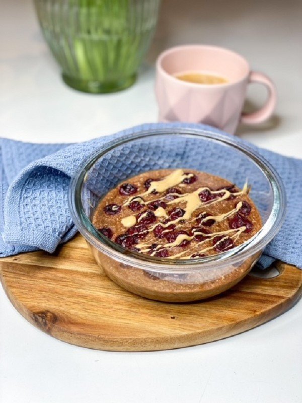 baked porridge vegan, baked porridge schoko kirsch, baked porridge rezept, baked oatmeal mit kirschen, baked schoko kirsch porridge glutenfrei vegan, schoko kirsch porridge glutenfrei vegan,